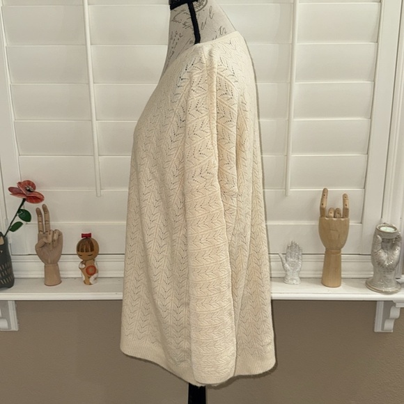 Chico's Drama Cable Pullover V-neck Sweater Oatmeal - Picture 7 of 14